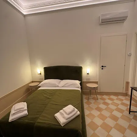 Gradini Dell Arte 4* نابولي