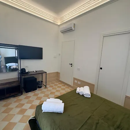 Gradini Dell Arte 4* נאפולי