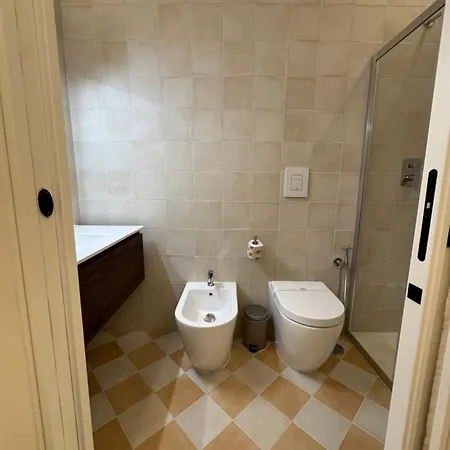Gradini Dell Arte 4* נאפולי